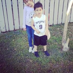 Meet your Posher, Devin